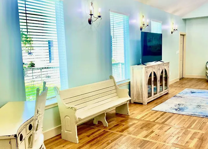 Coast Oaks Cottage 7